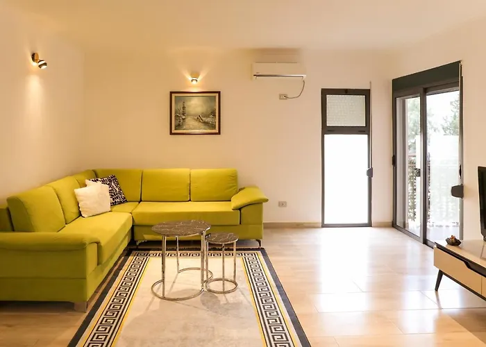 Melinda Apartament *